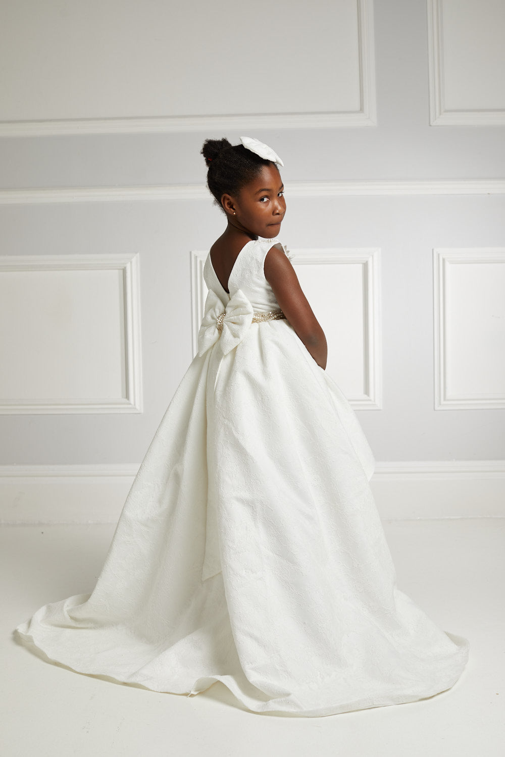 Milly wedding shop outlet